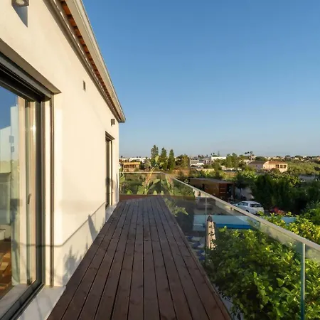 Stylish Algarve Retreat- Priv. Pool & Nearby *