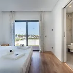 Stylish Algarve Retreat- Priv. Pool & Nearby * Quarteira