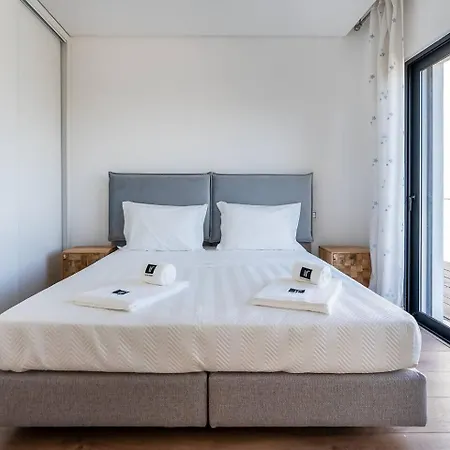 וילה Stylish Algarve Retreat- Priv. Pool & Nearby